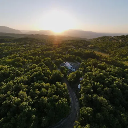 Hotell Dimore Montane